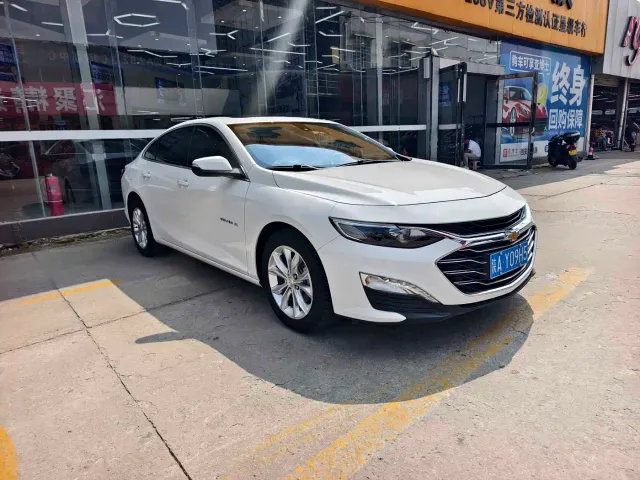 Chevrolet Malibu XL — Фото автомобиля 3