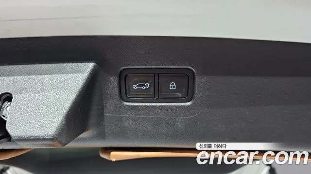Hyundai Santafe Santa Fe (MX5) — Фото автомобиля 28