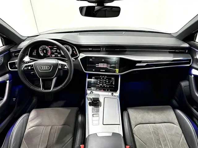 Audi A6L — Фото автомобиля 9