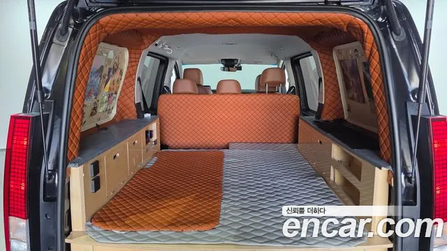 Hyundai Staria — Фото автомобиля 25