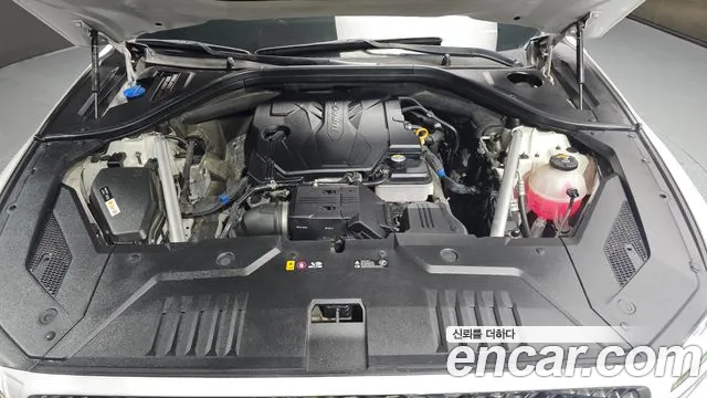 Genesis GV70 2.5T Бензин AWD — Фото автомобиля 5