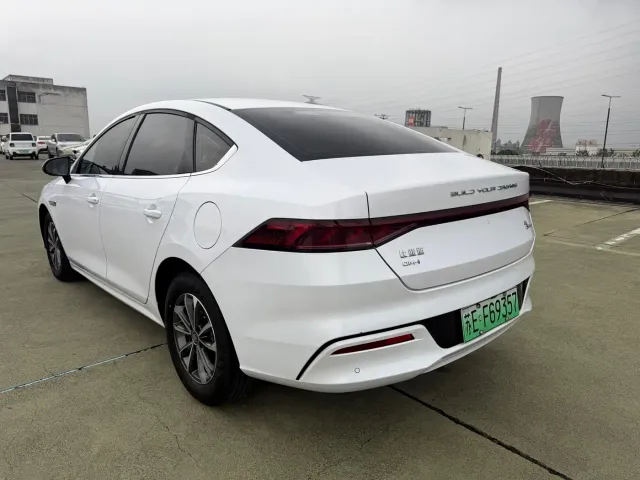 BYD Qin PLUS — Фото автомобиля 7
