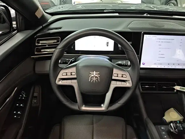 BYD Qin L — Фото автомобиля 7