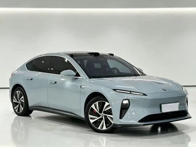 Nio ET5 — Фото автомобиля 4