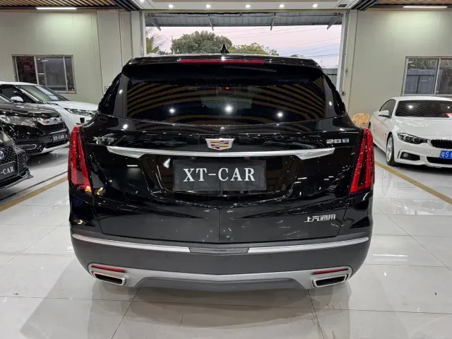 Cadillac XT5 — Фото автомобиля 8
