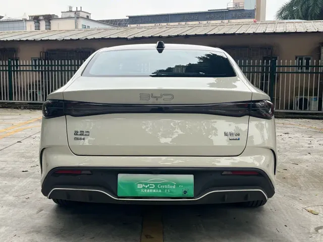 BYD Seal 06 — Фото автомобиля 9