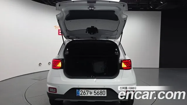 Hyundai Venue Venue 1.6 Premium — Фото автомобиля 19