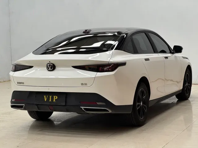 Changan Lamore — Фото автомобиля 7