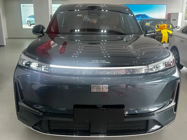 Geely Galaxy M9 — Фото автомобиля 2
