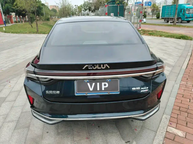 Dongfeng Yixuan MAX — Фото автомобиля 11