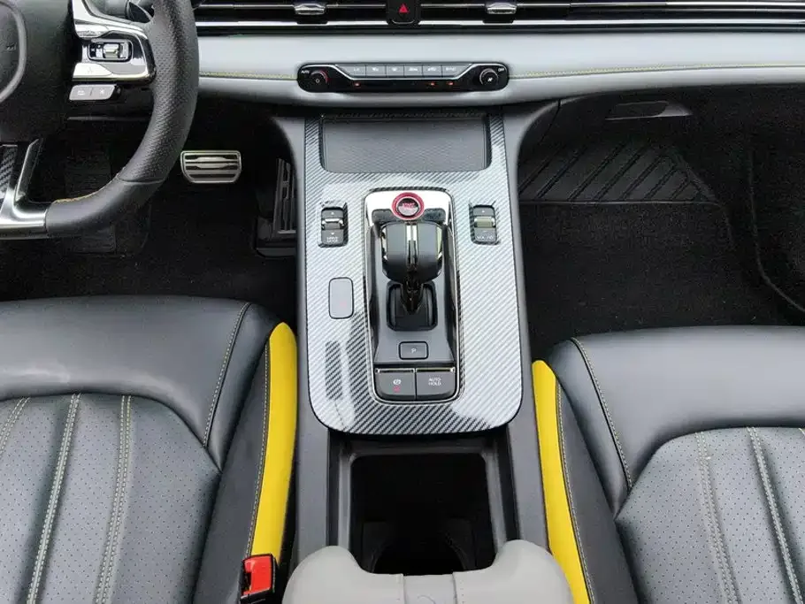 GAC Trumpchi Trumpchi Emkoo 2023 270T DCT J15 Edition — Фото автомобиля 16