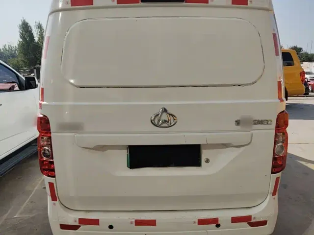 Changan Ruixing EM60 — Фото автомобиля 5