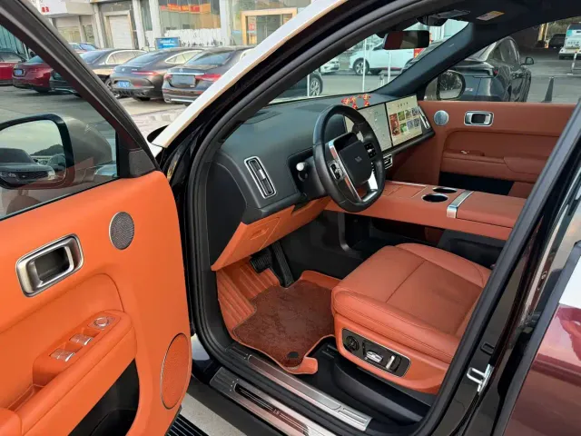 Li Auto L9 — Фото автомобиля 4