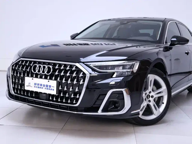 Audi A8 — Фото автомобиля 3