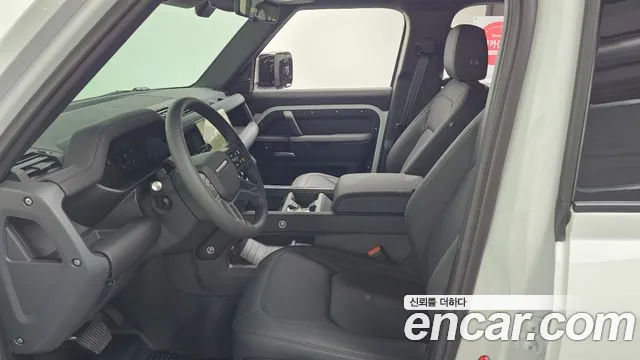 Land Rover Defender — Фото автомобиля 3