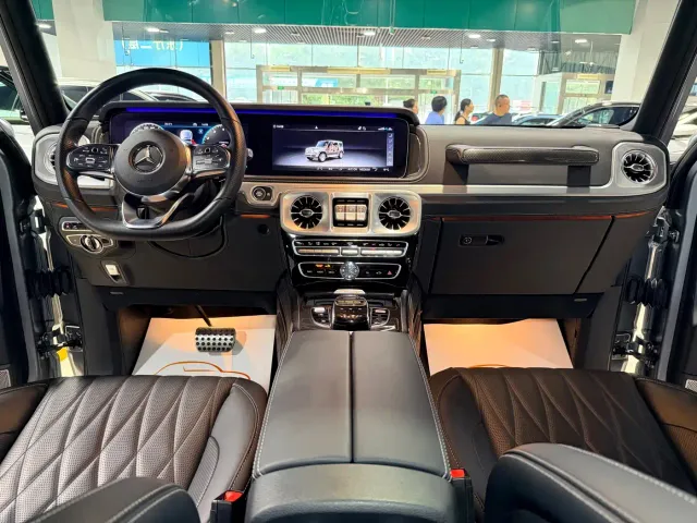 Mercedes-Benz G-Class — Фото автомобиля 10