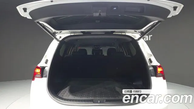 Hyundai Santa Fe New — Фото автомобиля 20