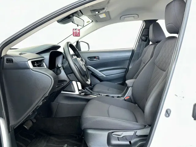 Toyota Corolla Cross — Фото автомобиля 8