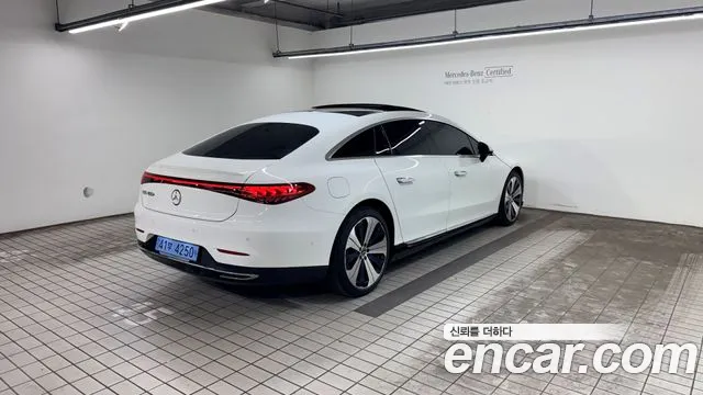 Mercedes-Benz EQS — Фото автомобиля 2