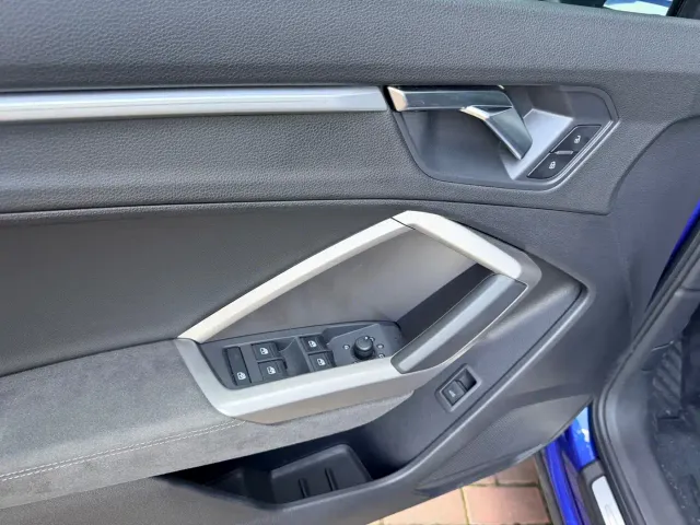 Audi Q3 — Фото автомобиля 22