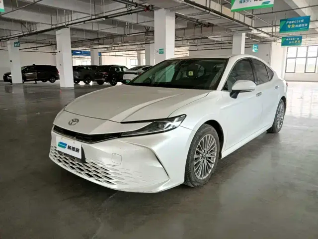 Фотография автомобиля — Toyota Camry
