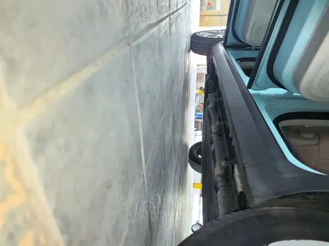 Leapmotor T03 — Фото автомобиля 21