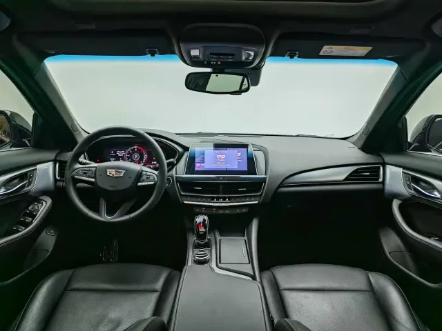 Cadillac CT5 — Фото автомобиля 9