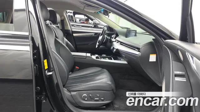 Genesis G80 Electrified G80 (RG3) — Фото автомобиля 9