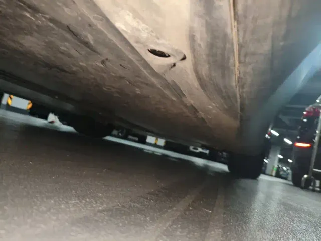 Tesla Model Y — Фото автомобиля 16
