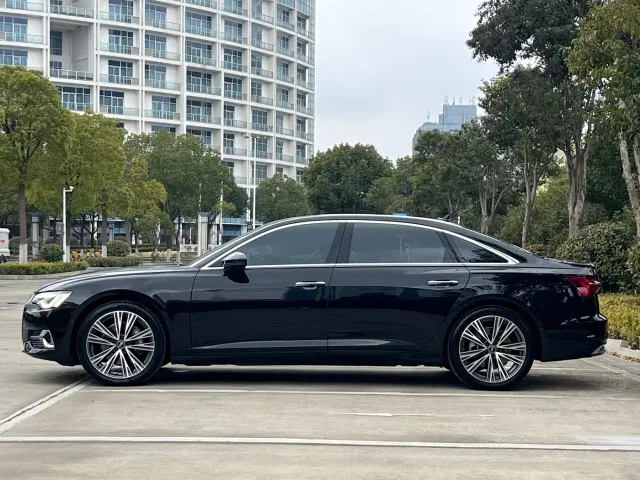 Audi A6L — Фото автомобиля 3