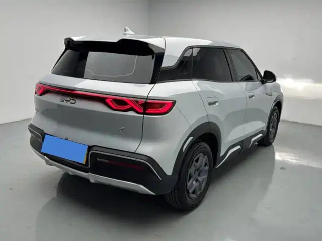 BYD Yuan UP 2025 Smart Drive Edition 401KM Vitality Version — Фото автомобиля 2