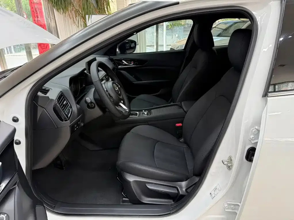 Mazda Mazda CX-4 2021 2.0L Auto FWD Skyactiv Explorer Edition — Фото автомобиля 20