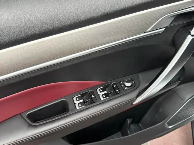 Geely Binyue — Фото автомобиля 12