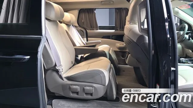 Kia Carnival 4th Gen — Фото автомобиля 16