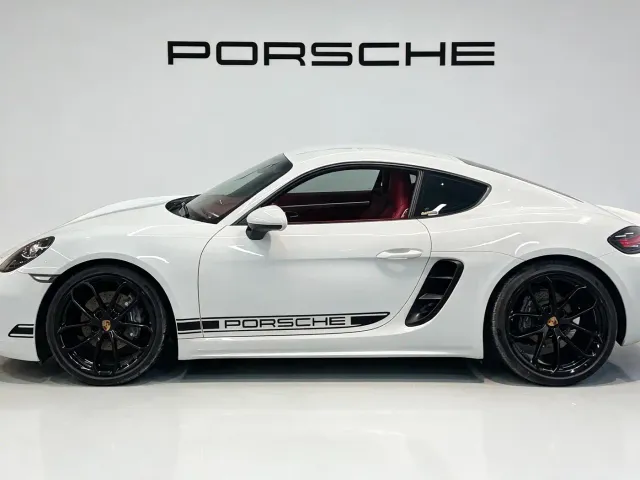 Porsche 718 — Фото автомобиля 3