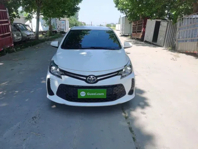 Toyota Vios FS — Фото автомобиля 7