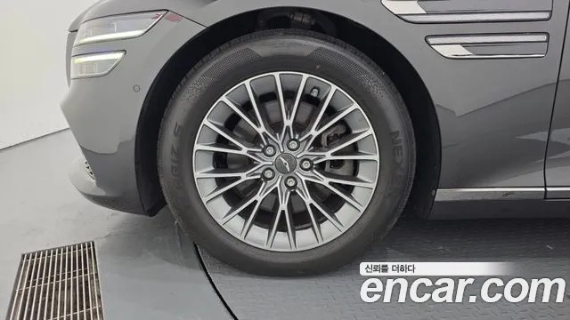 Genesis G80 RG3 — Фото автомобиля 5