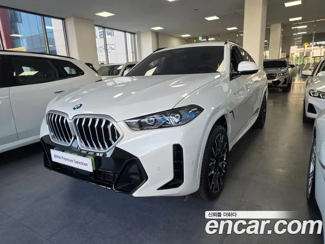 Фотография автомобиля — BMW X6 G06