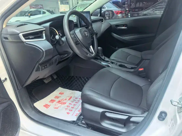 Toyota Corolla — Фото автомобиля 7