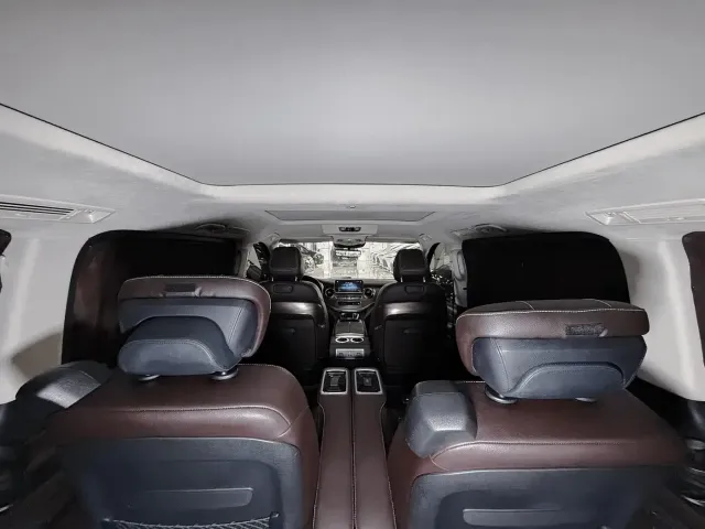 Mercedes-Benz V-Class — Фото автомобиля 13