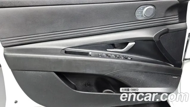 Hyundai Avante CN7 — Фото автомобиля 13