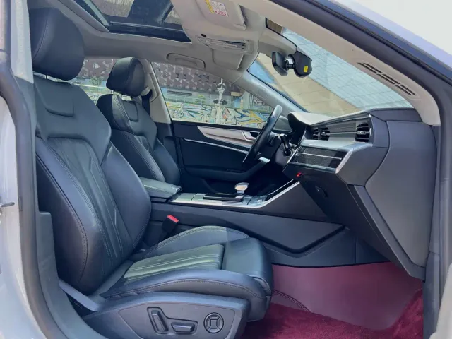 Audi A7 — Фото автомобиля 9