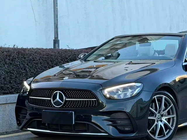 Mercedes-Benz E-Class — Фото автомобиля 3