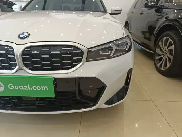 BMW 3 Series — Фото автомобиля 23