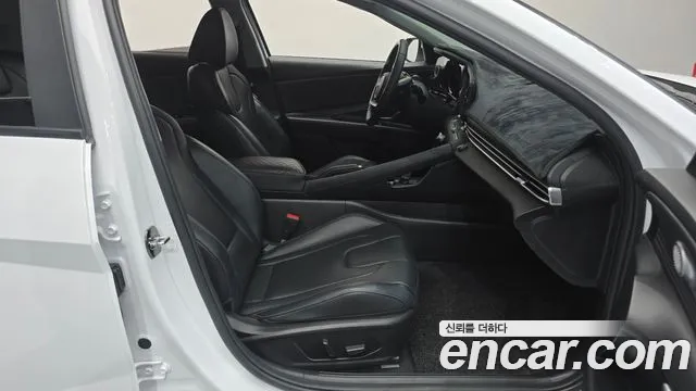 Hyundai Avante CN7 — Фото автомобиля 11