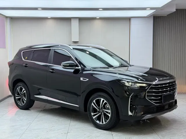 Jetour X70 Plus — Фото автомобиля 3
