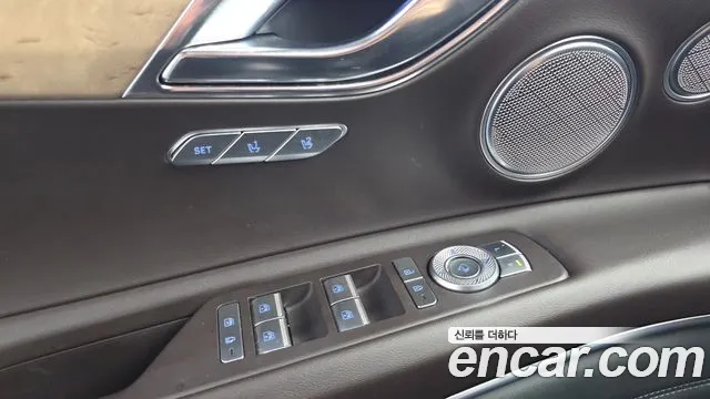 Genesis GV80 2.5T Бензин AWD — Фото автомобиля 28