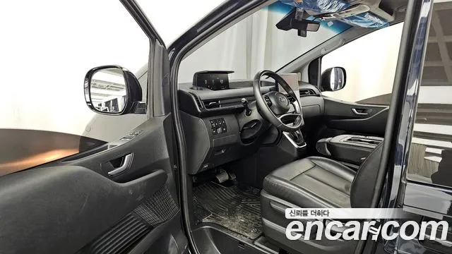 Hyundai Staria Staria 4WD Tourer 9 мест — Фото автомобиля 10