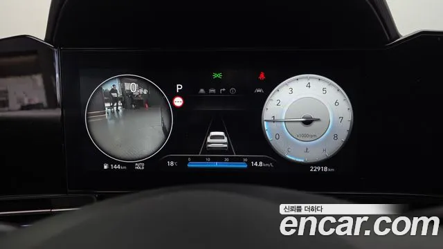 Hyundai Avante CN7 — Фото автомобиля 11