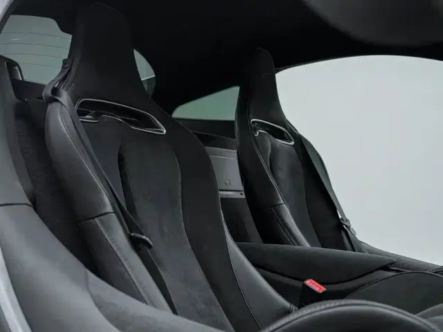 McLaren Artura — Фото автомобиля 10